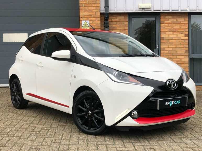 TOYOTA AYGO