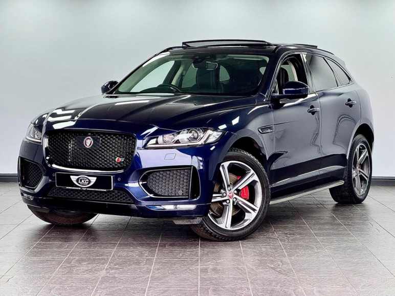 JAGUAR F-PACE