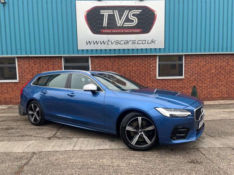 VOLVO V90
