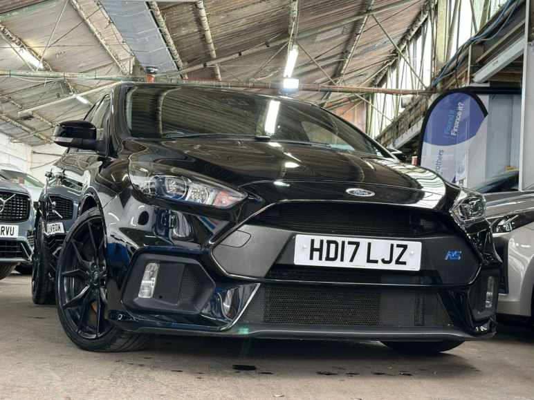 FORD FOCUS RS