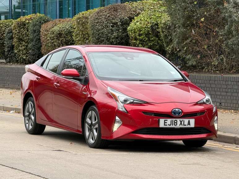 TOYOTA PRIUS