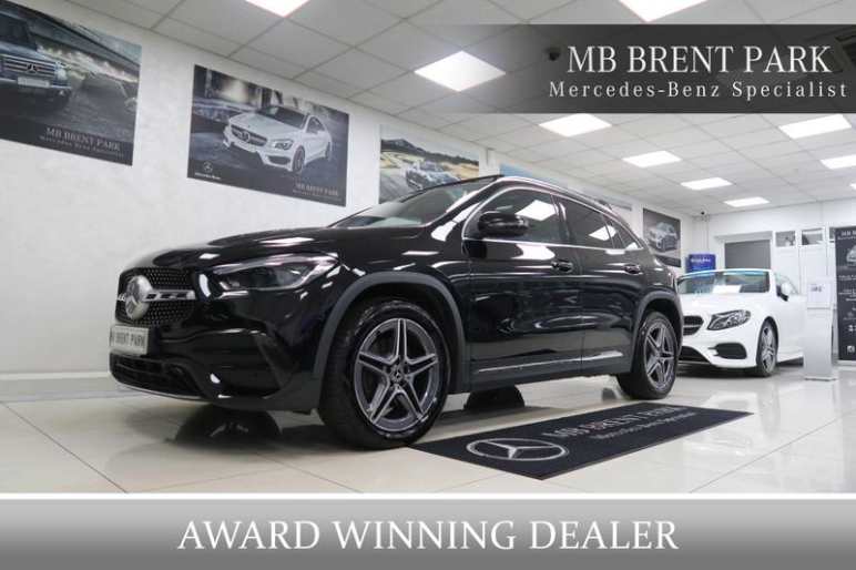 MERCEDES-BENZ GLA