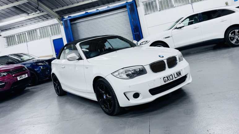 BMW 1 SERIES