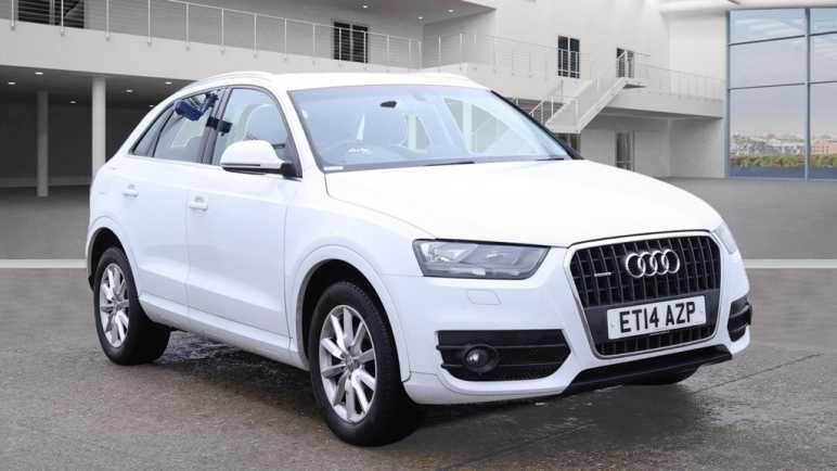 AUDI Q3