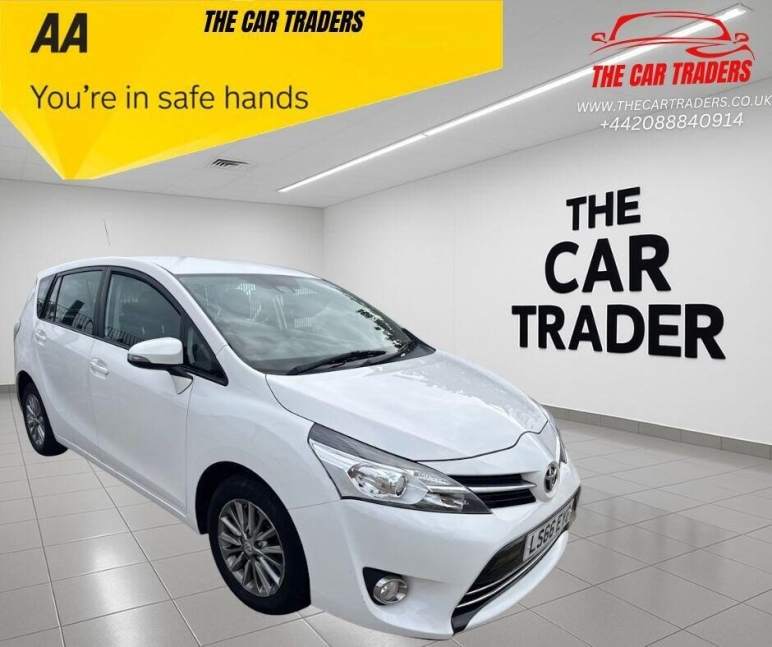 TOYOTA VERSO