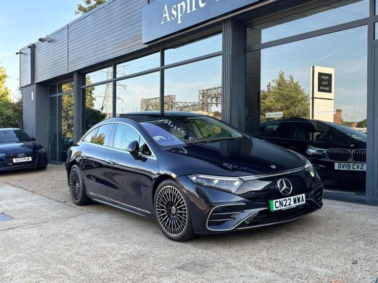 MERCEDES-BENZ Eqs
