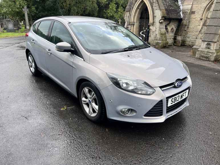 FORD FOCUS