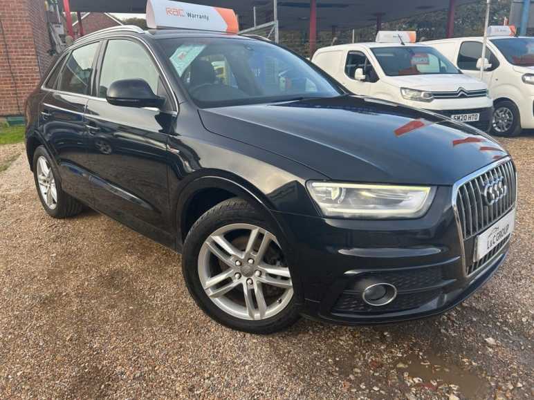 AUDI Q3