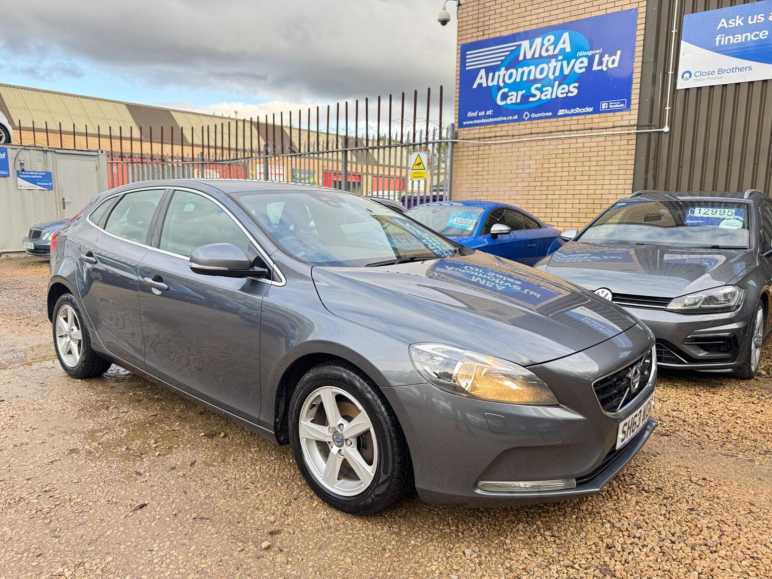 Volvo V40