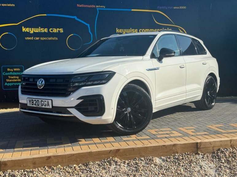 VOLKSWAGEN TOUAREG