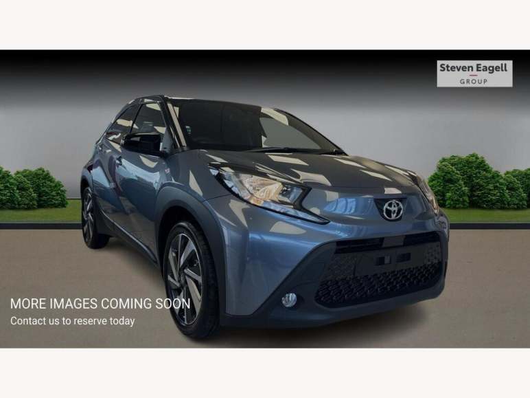 TOYOTA AYGO X