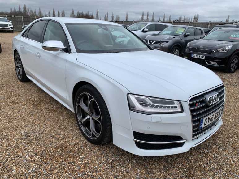 AUDI A8