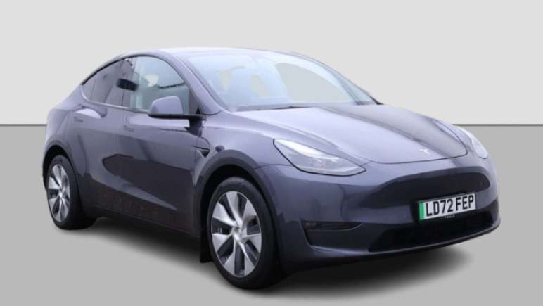 TESLA MODEL Y