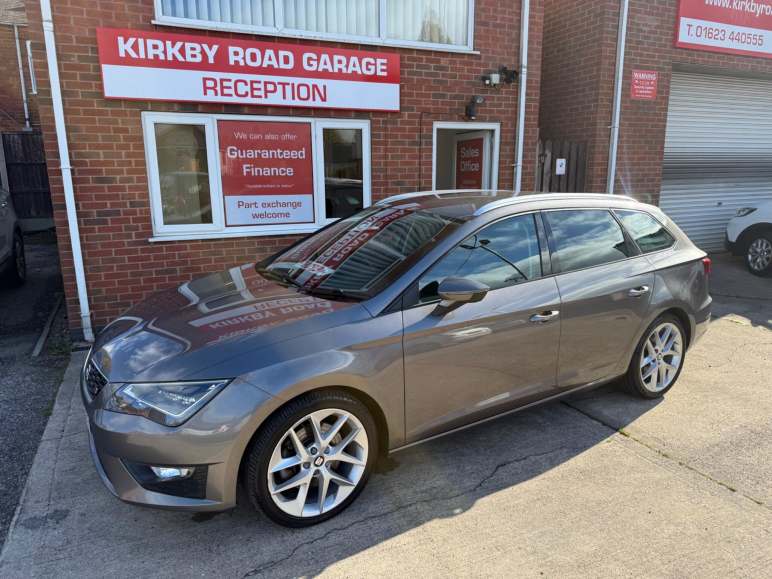 SEAT LEON