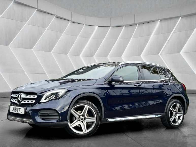 MERCEDES-BENZ GLA
