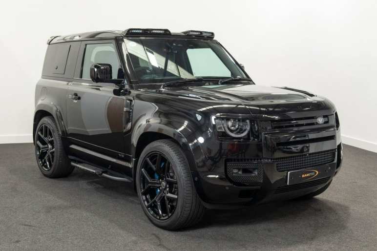 LAND ROVER DEFENDER