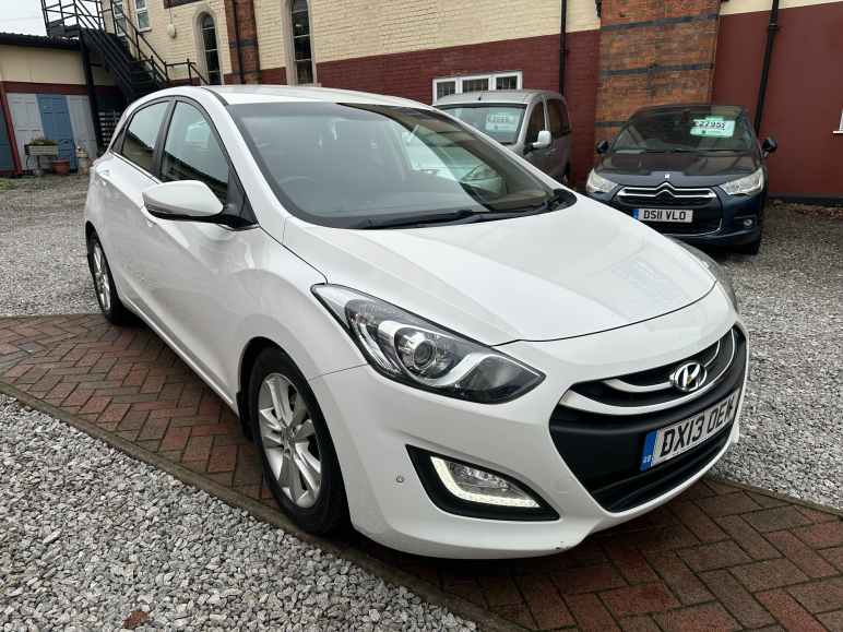 HYUNDAI I30