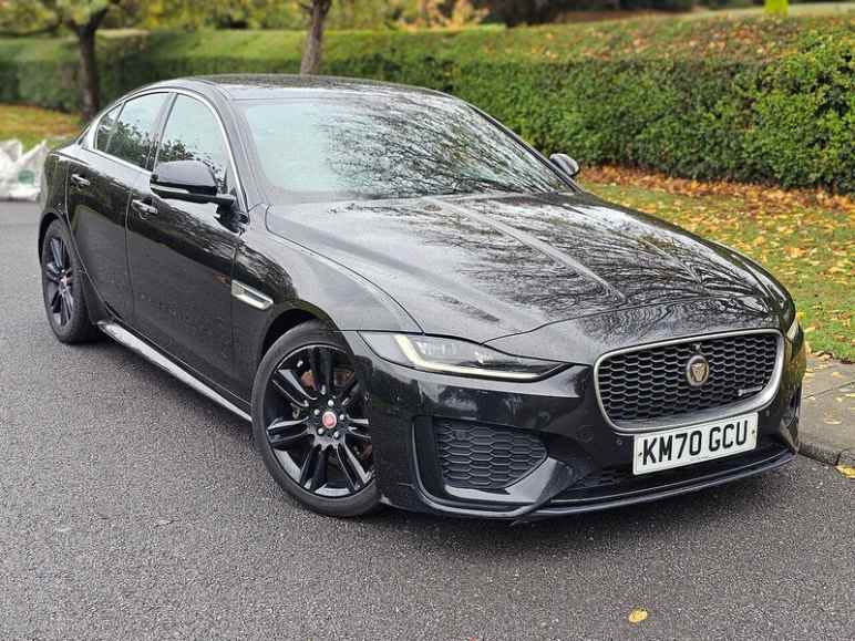 JAGUAR XE