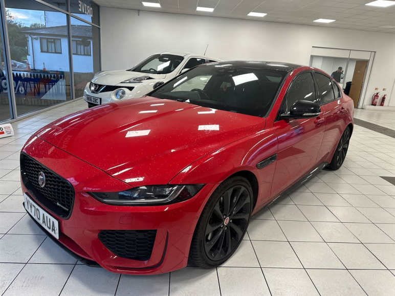 JAGUAR XE