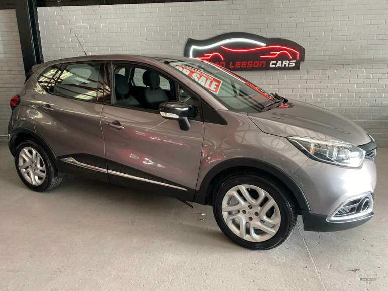 RENAULT CAPTUR