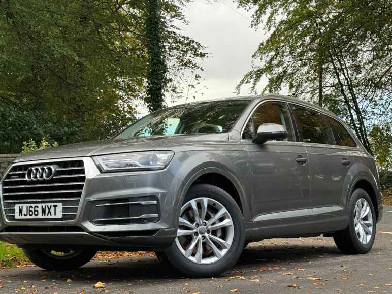 AUDI Q7