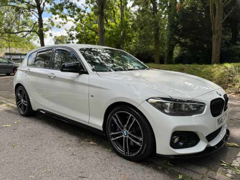BMW 1 SERIES
