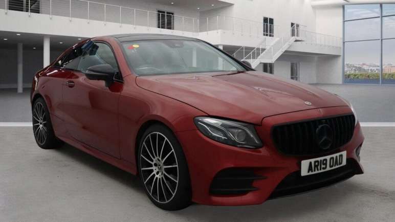 MERCEDES-BENZ E CLASS