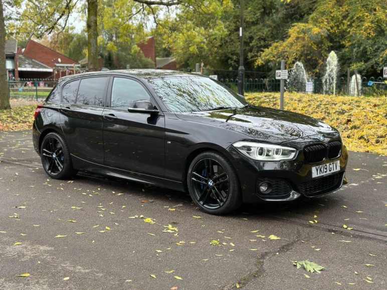 BMW 1 SERIES