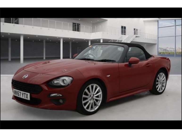 FIAT 124 SPIDER