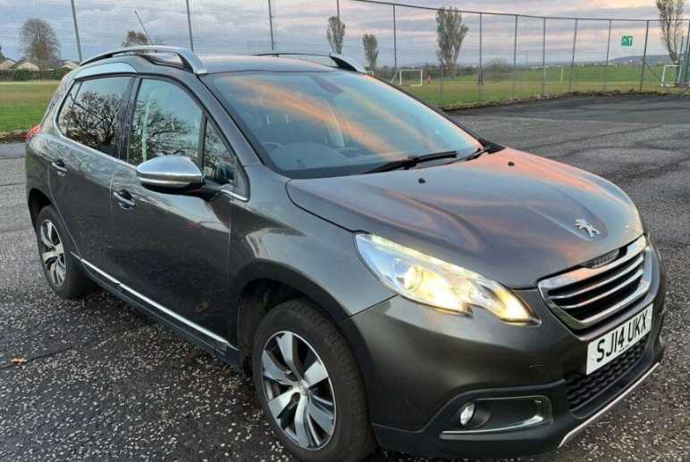 PEUGEOT 2008