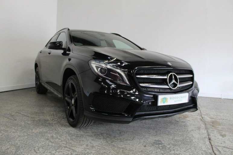 MERCEDES-BENZ GLA