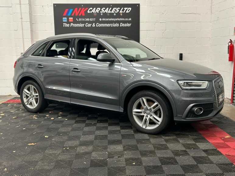 AUDI Q3