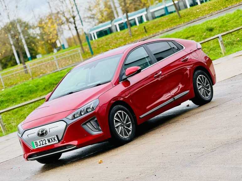 HYUNDAI IONIQ