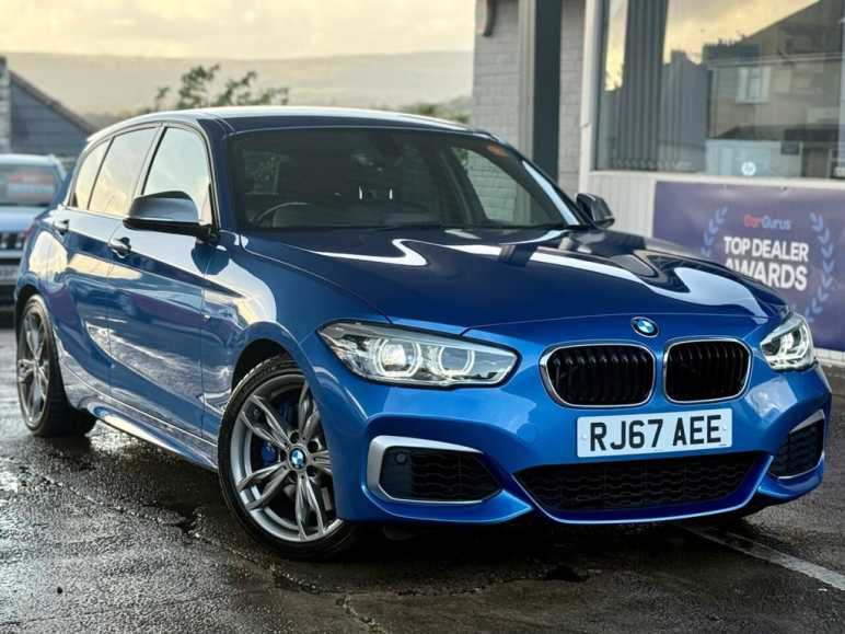 BMW 1 SERIES