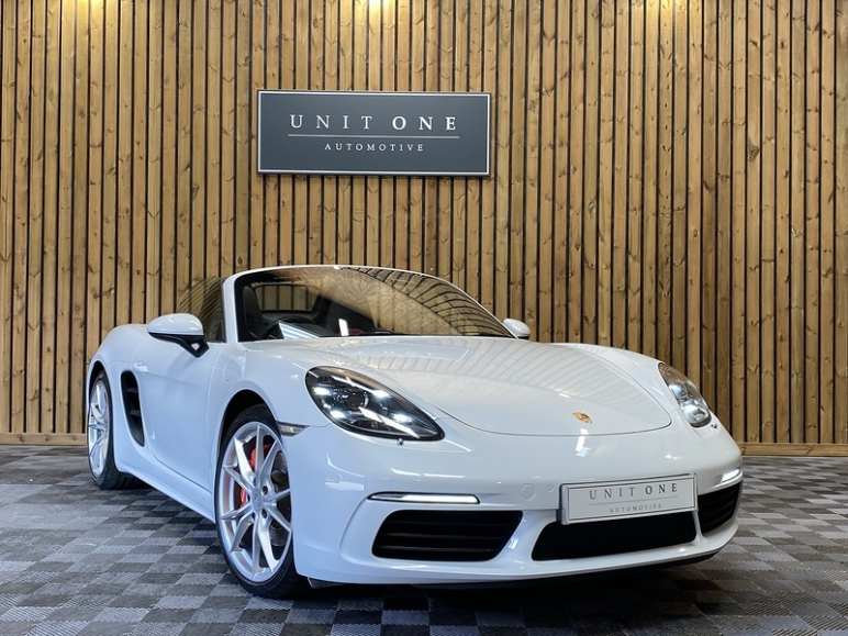 PORSCHE BOXSTER