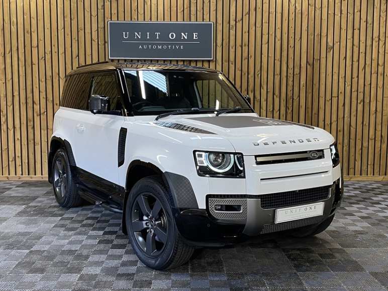 LAND ROVER DEFENDER
