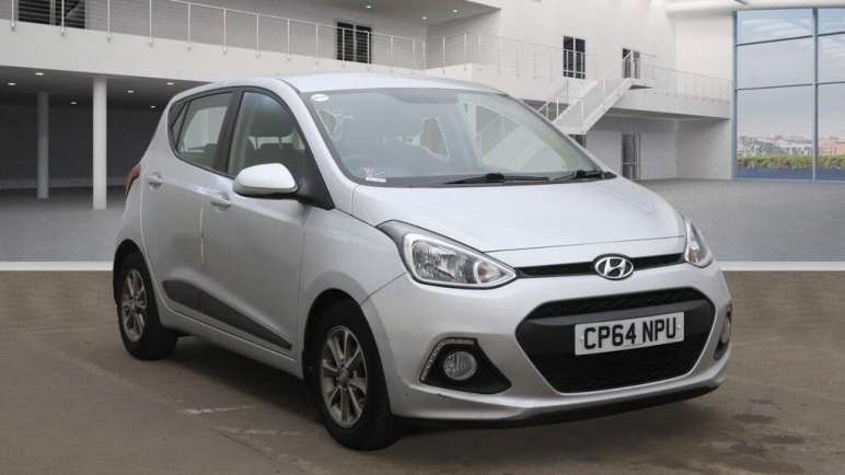 HYUNDAI I10