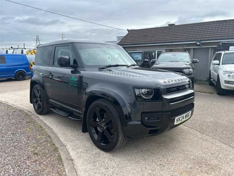 LAND ROVER DEFENDER