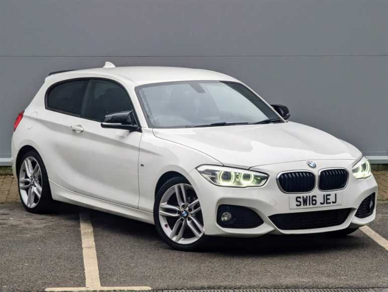 BMW 1 SERIES