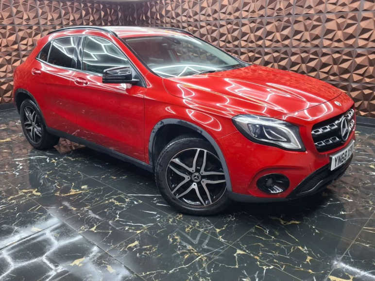 MERCEDES-BENZ GLA