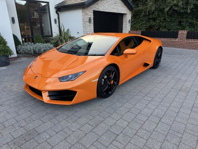 LAMBORGHINI HURACAN