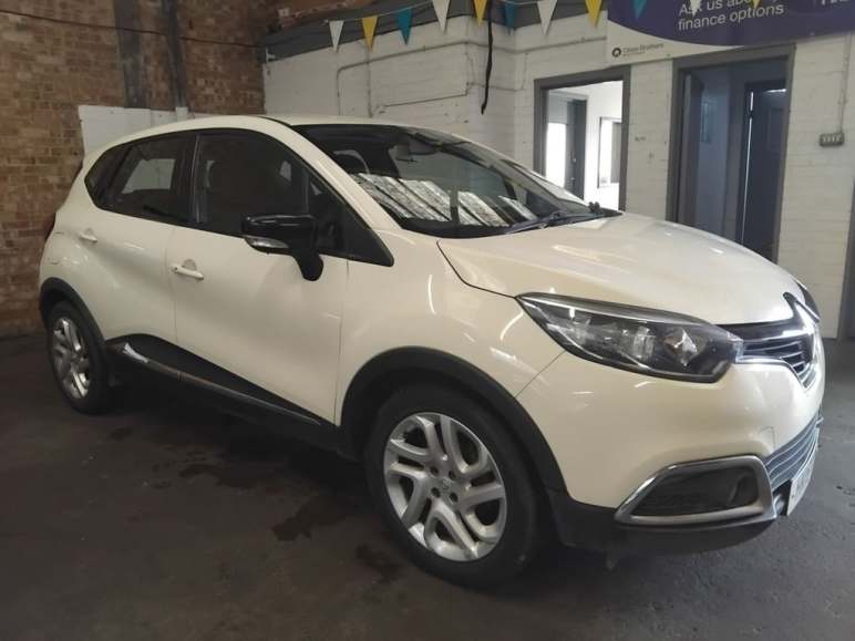 RENAULT CAPTUR