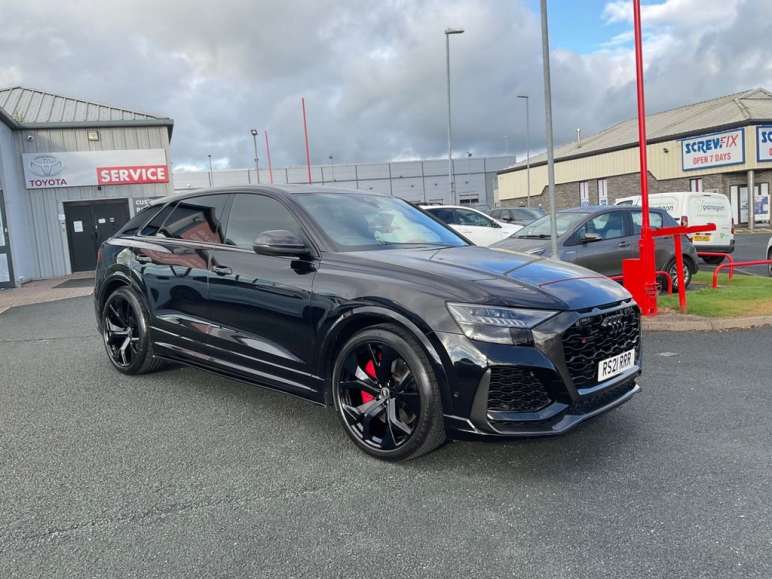AUDI RS Q8