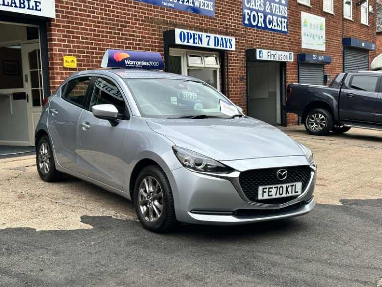 MAZDA 2