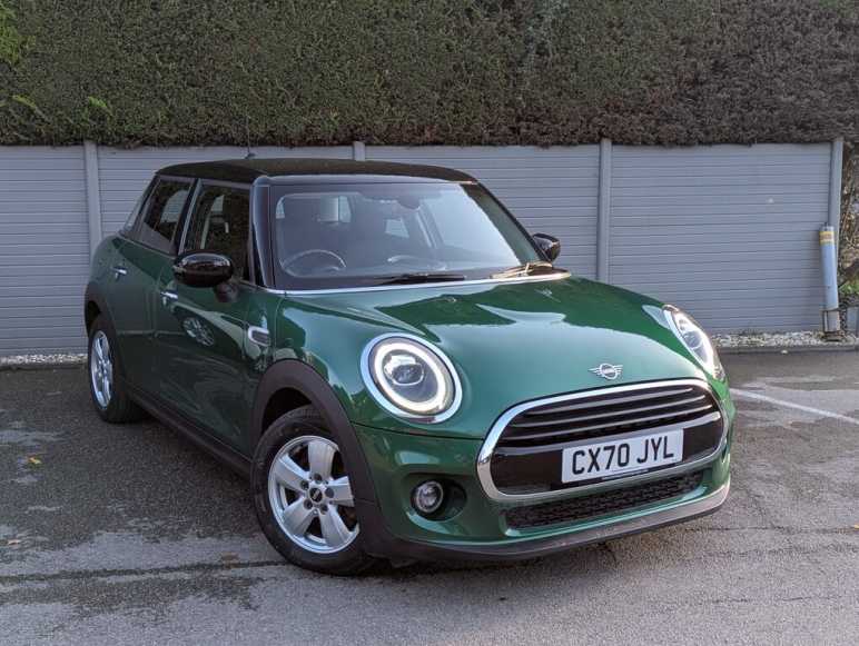 MINI HATCHBACK
