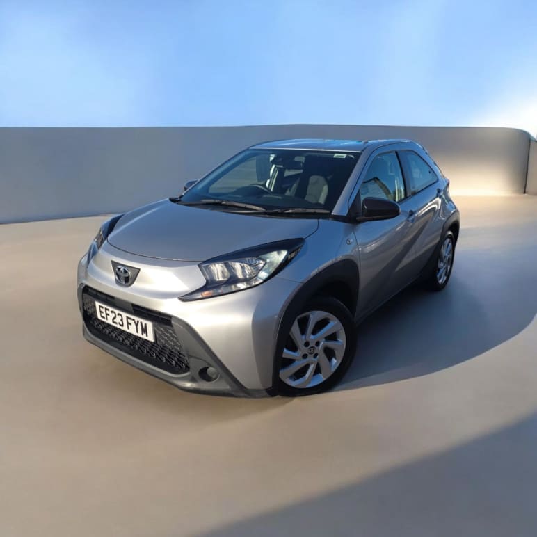 TOYOTA AYGO X