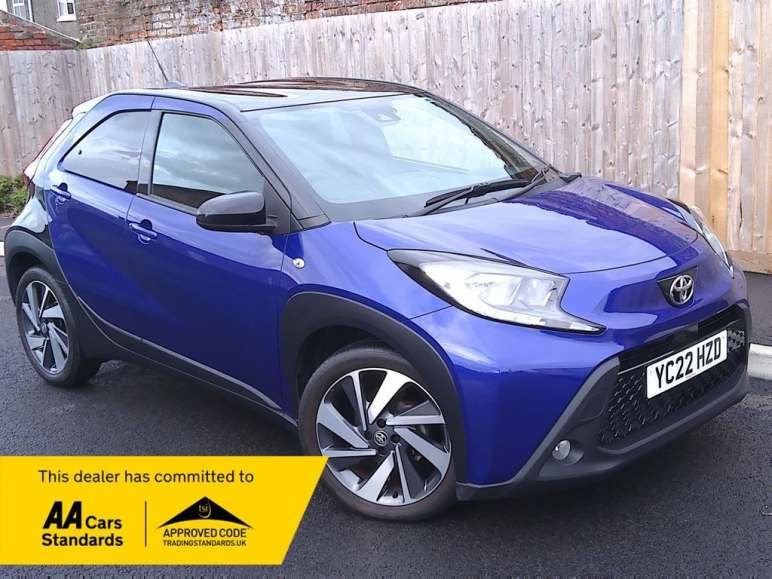 TOYOTA AYGO X