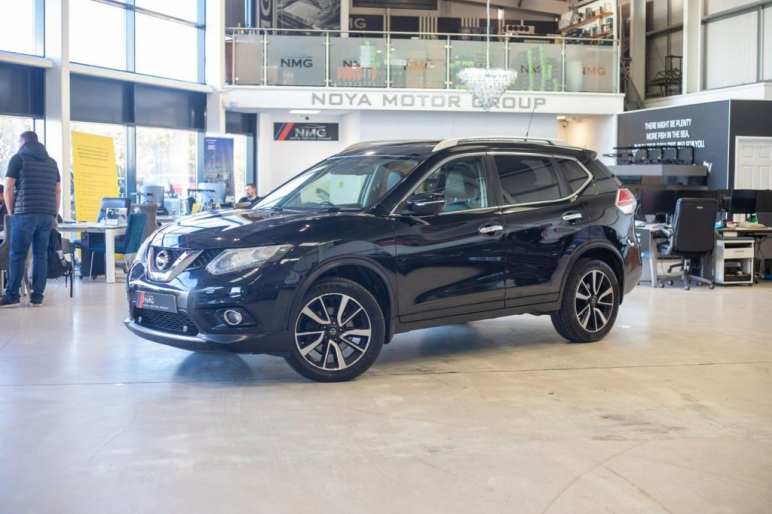 NISSAN X-TRAIL