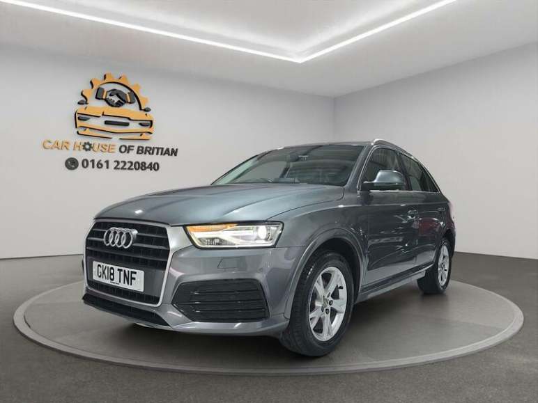 AUDI Q3