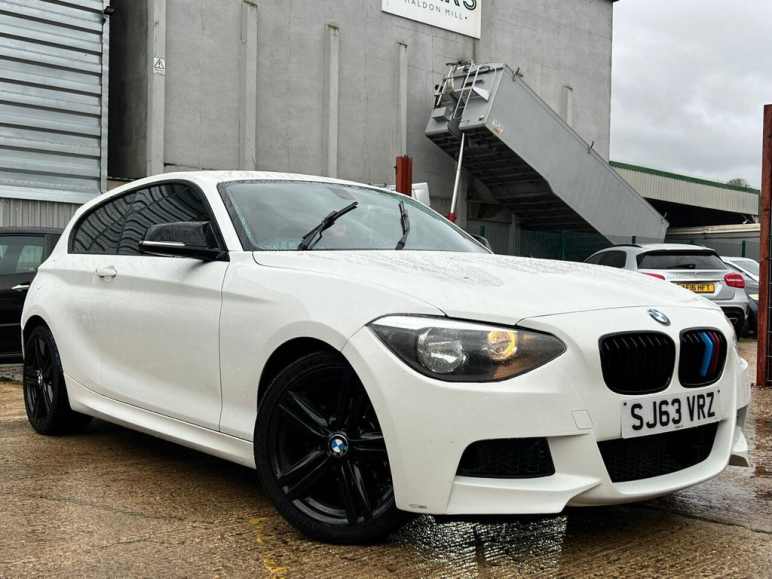 BMW 1 SERIES